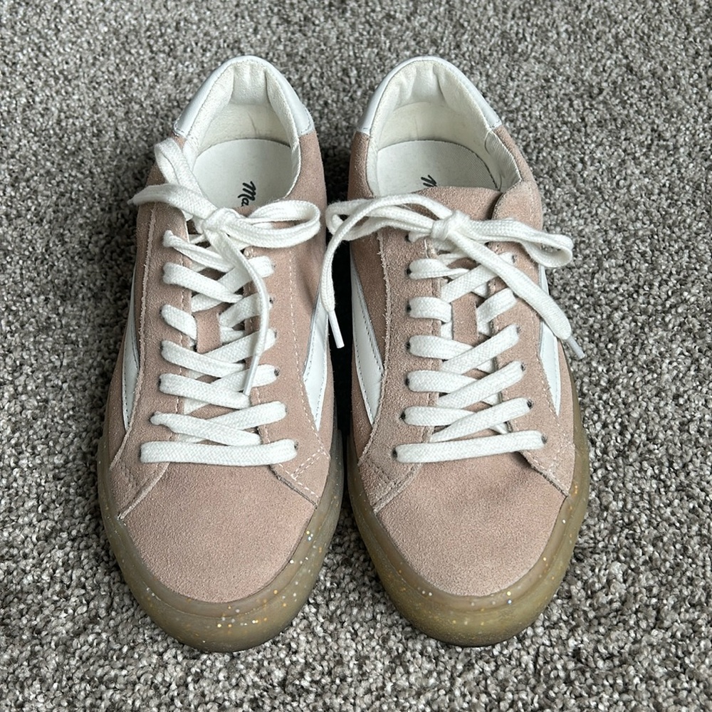 Madewell Tan Sneakers with Glitter Gum Soles. Size 7.
